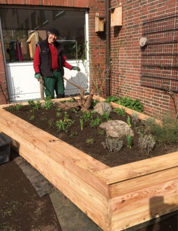 Weitere Hochbeete für die Gartenoase